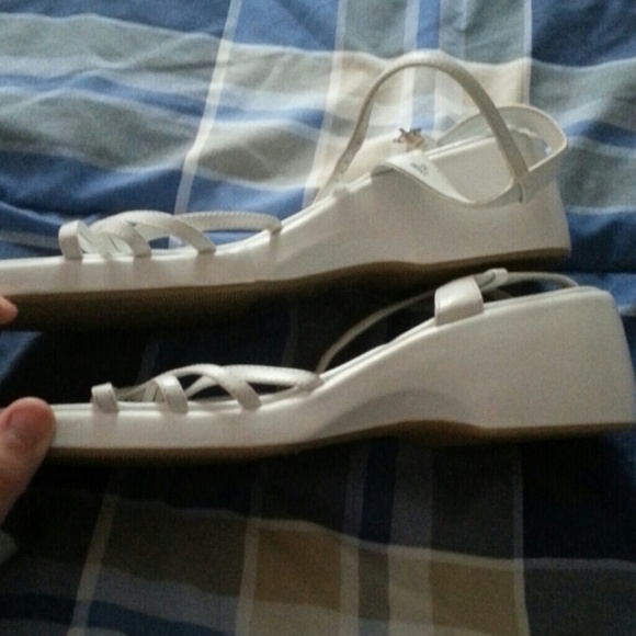 Sandals - Picture 2 of 2