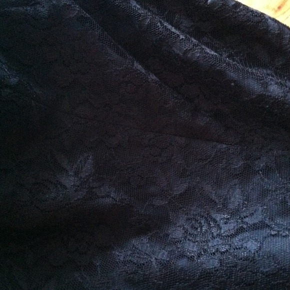 **SOLD IN A BUNDLE** - Picture 3 of 4