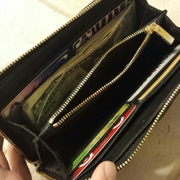 **Sold**** Tory Burch Clay Zip Continental Wallet - Picture 4 of 4