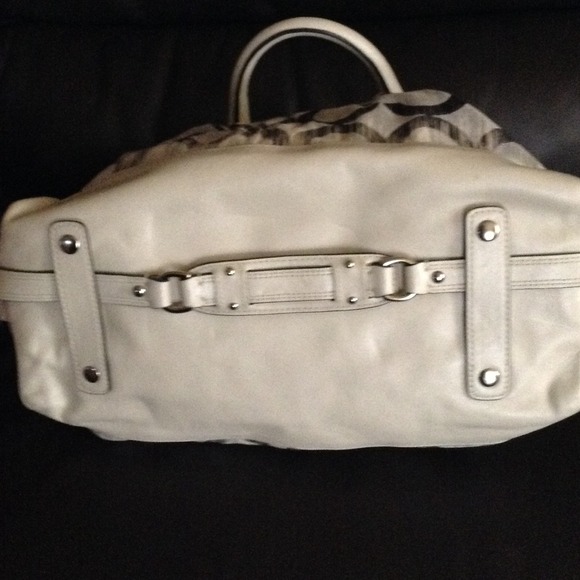 SOLD!!! Coach handbag - Picture 3 of 4