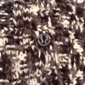 Lululemon hickey hider