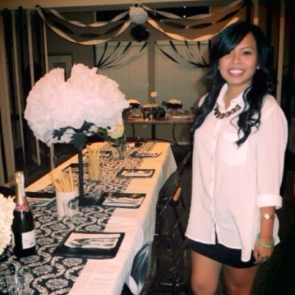 Meet your Seller/Buyer!! 😄 - Picture 3 of 3