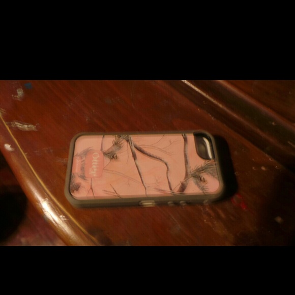 Iphone5 otter box