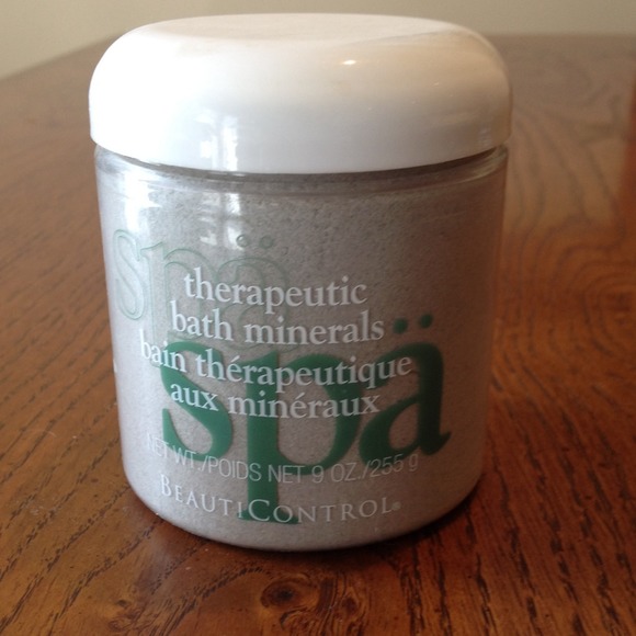 Bath minerals