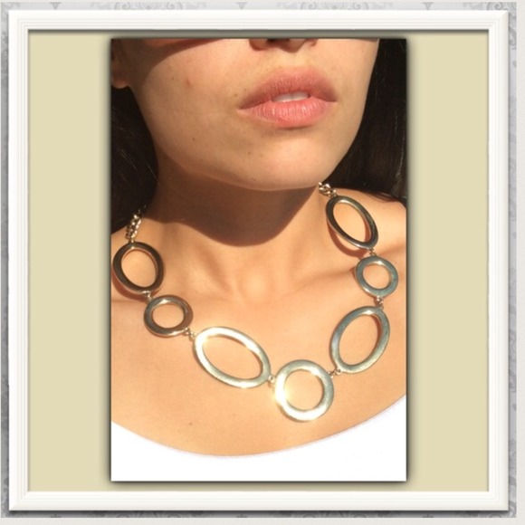 💝CHUNKY GOLD TONE NECKLACE💝 - Picture 1 of 4