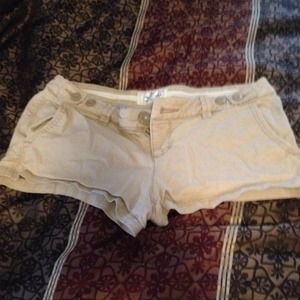 Khaki American eagle shorts