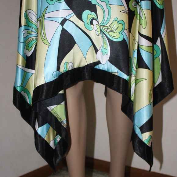 Black and Floral Halter Dress - Picture 4 of 4