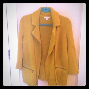 Cozy oversized Gap sweater!