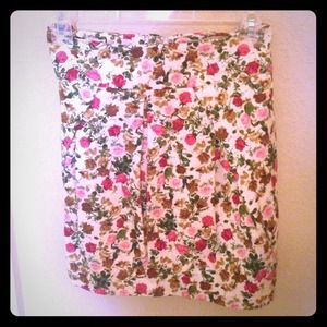 English Rose Patterned Miniskirt