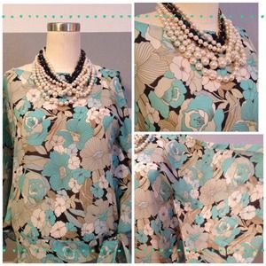 *SOLD* Floral Butterfly Sleeve Top