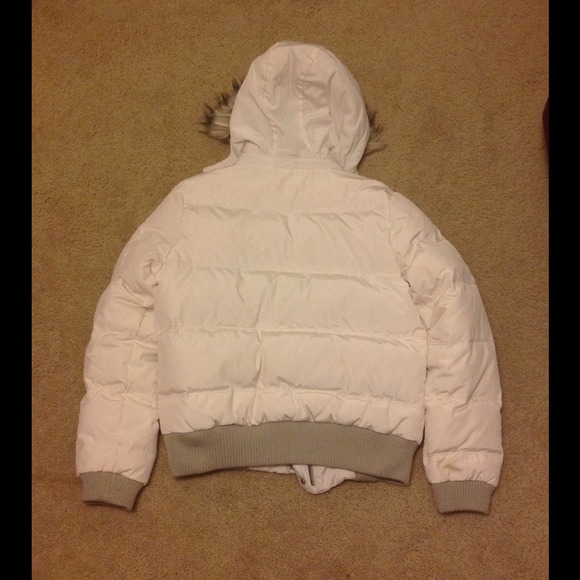 Sold - Picture 2 of 4