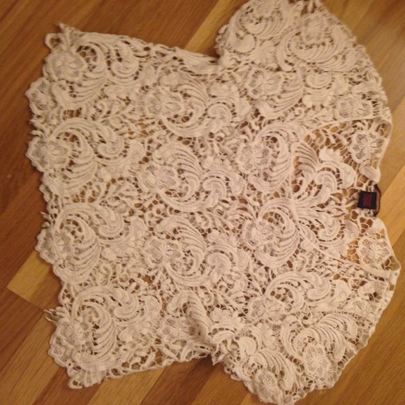 Lace semi-crop top