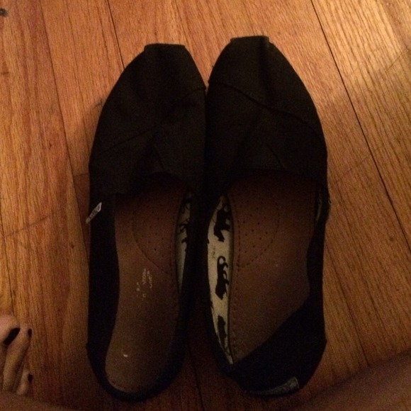 Toms! Price lowered!