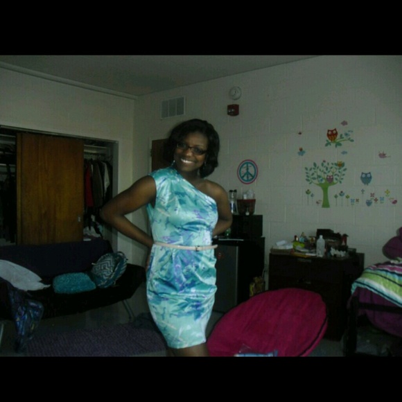 Blue printed one-shoulder dress - Picture 2 of 2