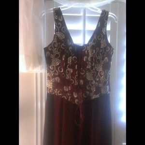 A very pretty burgundy dress