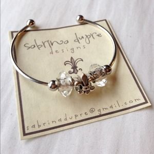 FLEUR DE LIS CLEAR CRYSTAL CHARM BRACELET