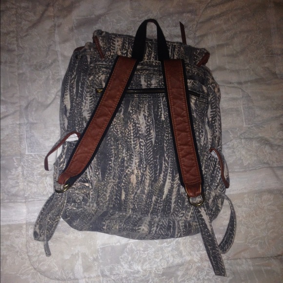 Bookbag - Picture 2 of 4