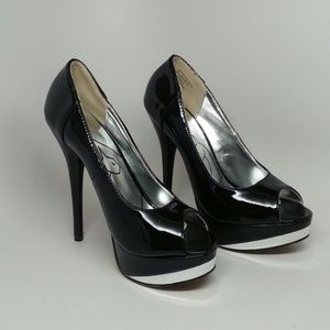 SOLD BABY PHAT PLATFORM PUMPS SIZE 6 & 6.5