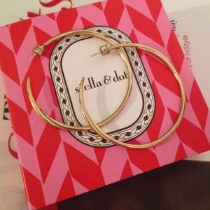 Stella and Dot Earrings