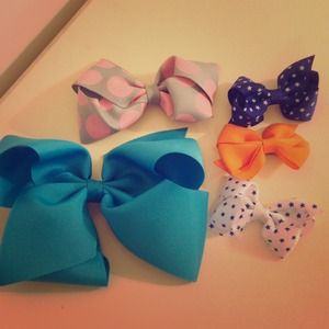 🎀🎀🎀🎀Hair bows 🎀🎀🎀🎀