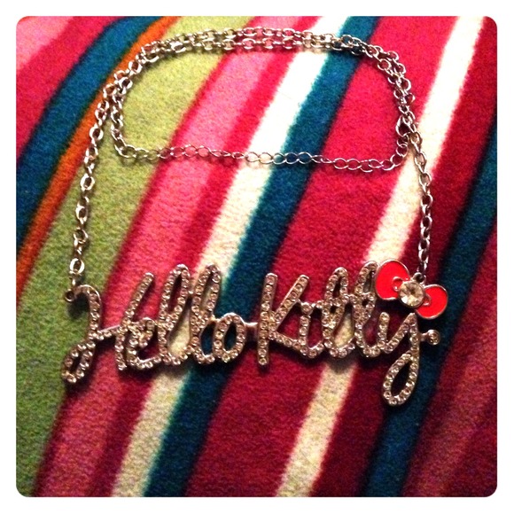 Hello kitty necklace - Picture 1 of 1