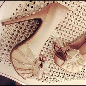 Beautiful slippers 👠