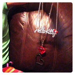 Necklaces in a bundle