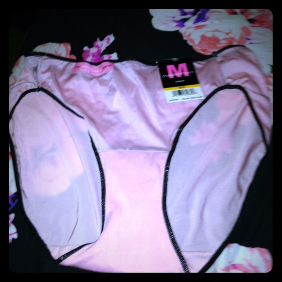 Brand new maifenform size small under wear
