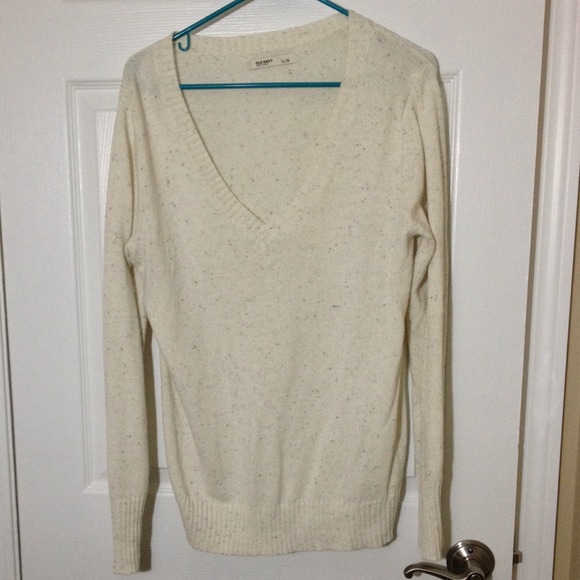 Old navy cream sweater