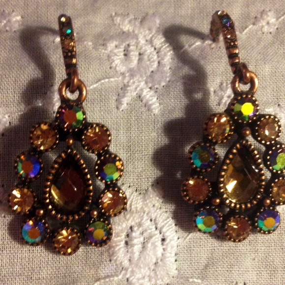 #169. Some fabulous bling in a shiny copper tone. - Picture 3 of 3