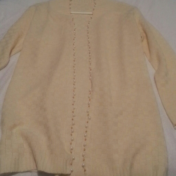 Cardigan - Picture 3 of 3