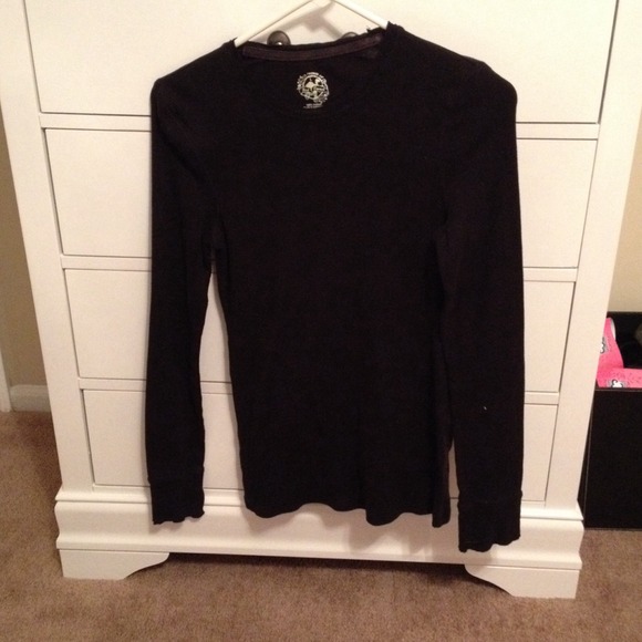 Black long sleeve shirt