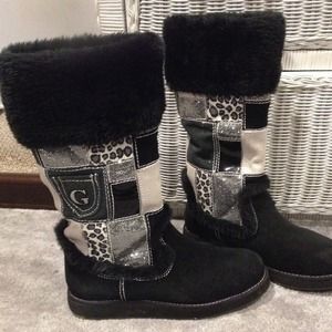 Guess boots