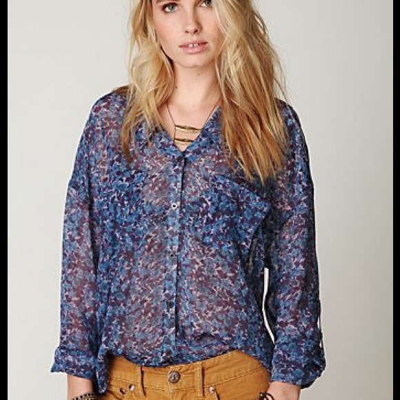❤️SOLD ❤️Free People Floral Easy Rider Buttondown