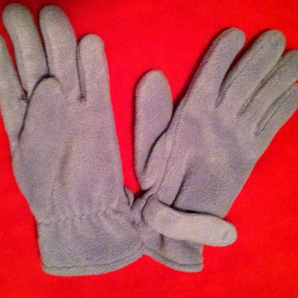 Powder Blue Snowflake Winter Accessory Ensamble - Picture 3 of 4