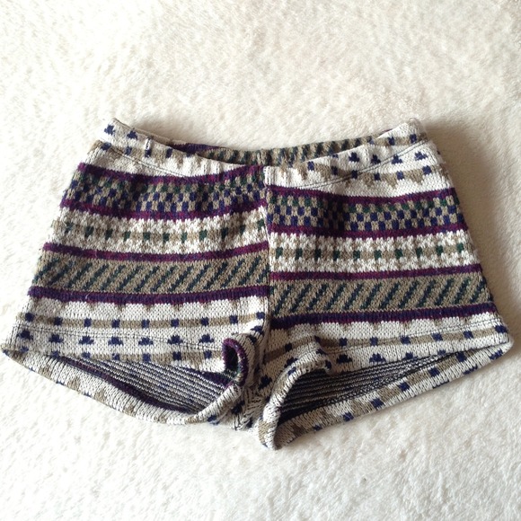🚫SOLD🚫 LF sweater shorts