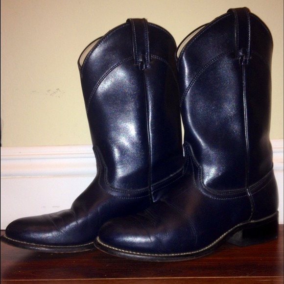 Vintage Laredo Cowboy Boots in Navy size 7.5