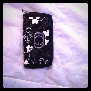 Guess wallet
