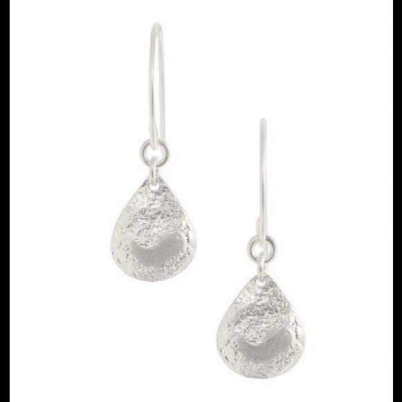 Stella & Dot Demi Earrings