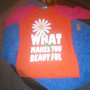 Delia's Long Sleeve T🌸🌺🌻OFFER BUTTON ACTION