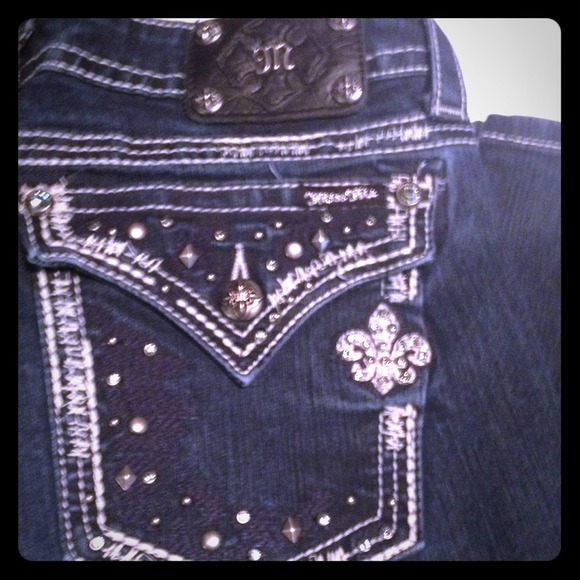 👑🎀Miss Me Jeans -May have been worn one time.🎀