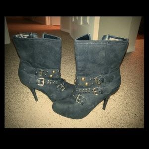 Black studded platform/stiletto ankle boots Sz.9