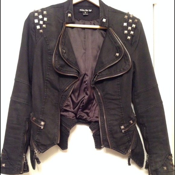 💲⬇️Zipper & Stud Black Moto Jacket