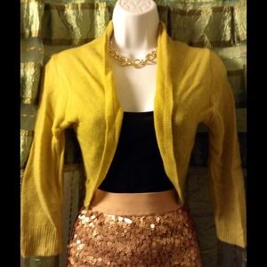 100%cashmere cropped sweater *on sale*