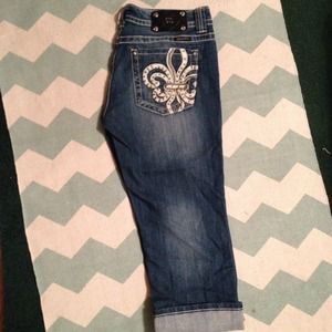 SOLD 🚫🚫🚫Miss Me Capris!