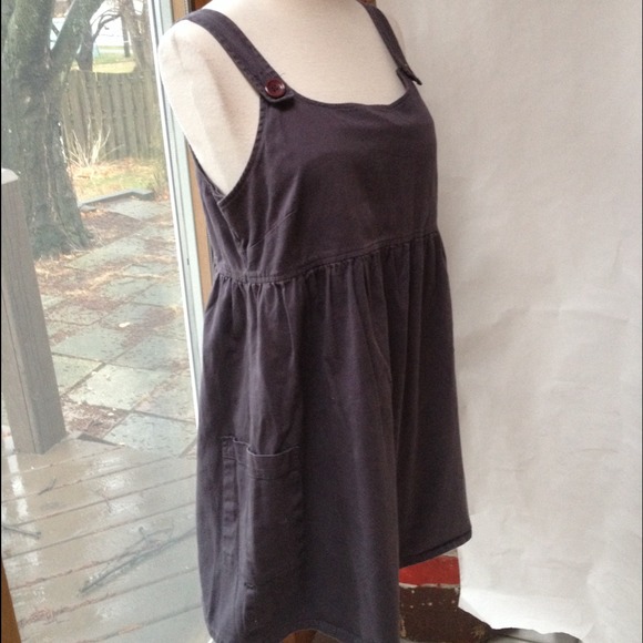Blue sleeveless jumper