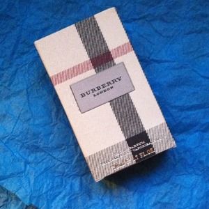 Ladies Burberry London✨