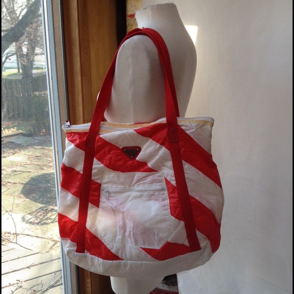 Red white diagonal striped Sergio Valente tote