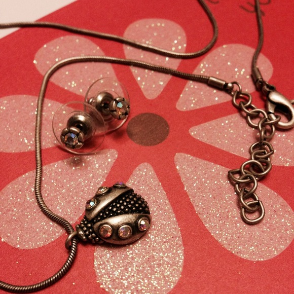 Vintage Ladybug necklace  Crystals & Earring set - Picture 3 of 4