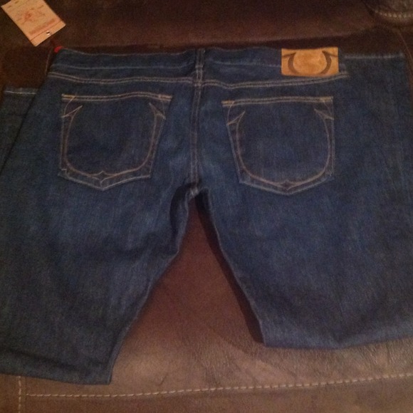 Men's True Religion 💯% Authentic - Picture 3 of 4